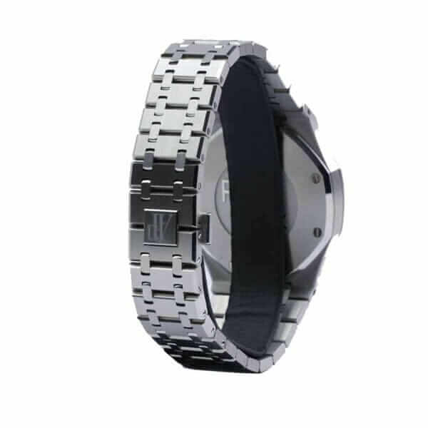 /anwatches_/Audemars-Piguet/Audemars-Piguet/AP-Royal-Oak-Chronograph-26331ST-8220-Panda-8221-9.jpg