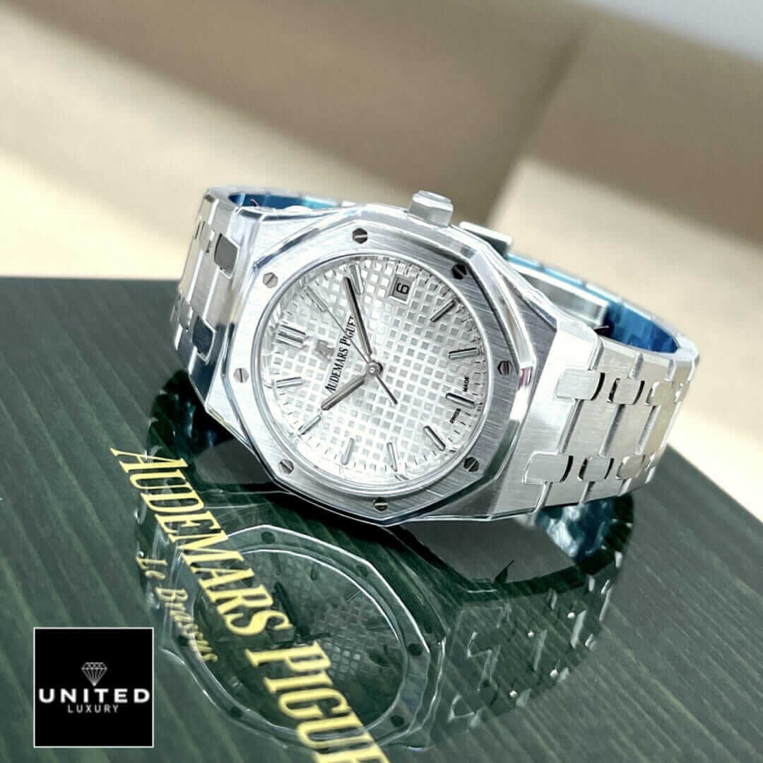 Audemars Piguet Royal Oak 15400 “Iced Out” Super Clone Perfect Clone Quality