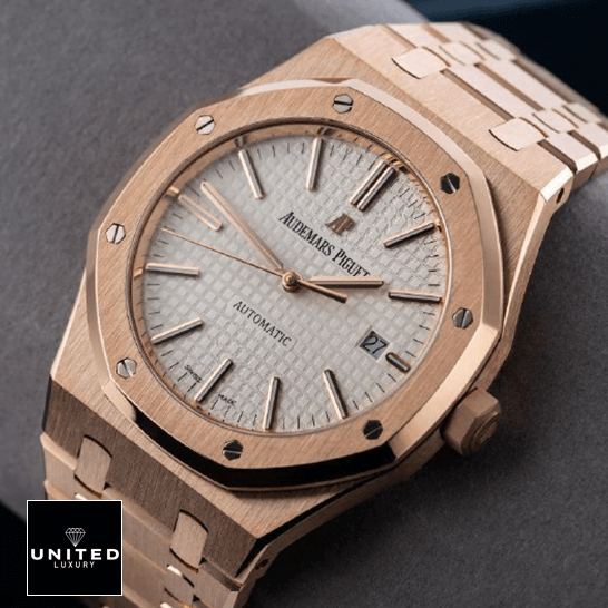 /anwatches_/Audemars-Piguet/Audemars-Piguet/Audemars-Piguet-Royal-Oak-15400OR-OO-1220OR-02-19.png