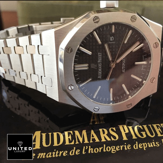 /anwatches_/Audemars-Piguet/Audemars-Piguet/Audemars-Piguet-Royal-Oak-15400ST-OO-1220ST-01-10.png