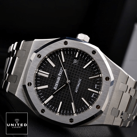 /anwatches_/Audemars-Piguet/Audemars-Piguet/Audemars-Piguet-Royal-Oak-15400ST-OO-1220ST-01-9.png