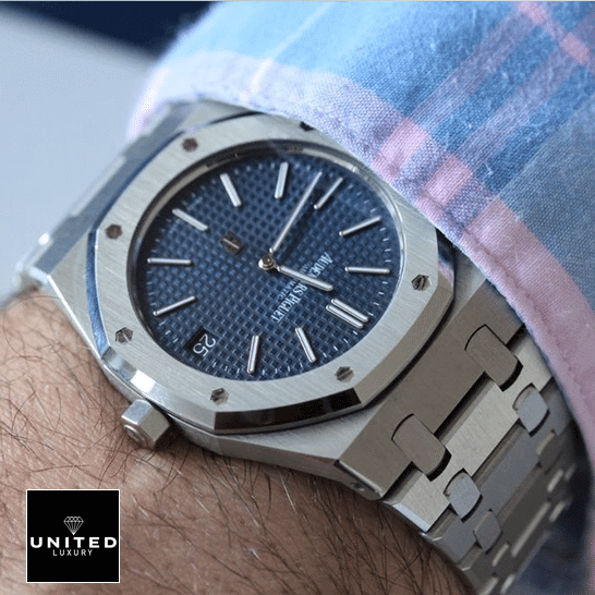 /anwatches_/Audemars-Piguet/Audemars-Piguet/Audemars-Piguet-Royal-Oak-15450ST-OO-1256ST-03-11.png