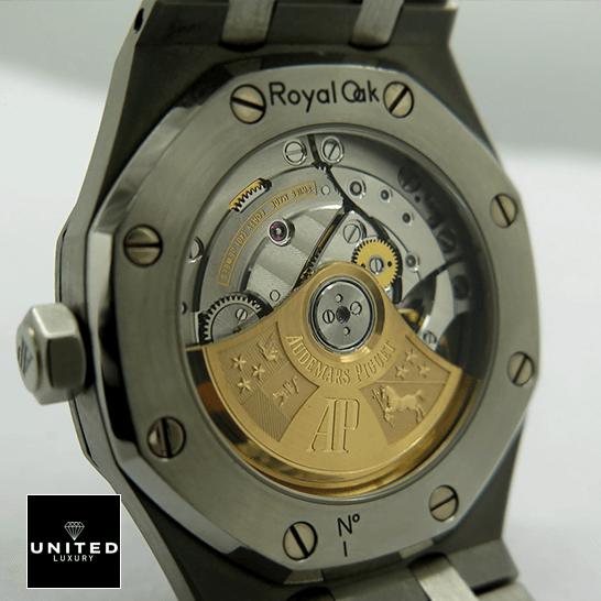 /anwatches_/Audemars-Piguet/Audemars-Piguet/Audemars-Piguet-Royal-Oak-15451ST-8220-Diamond-12.png