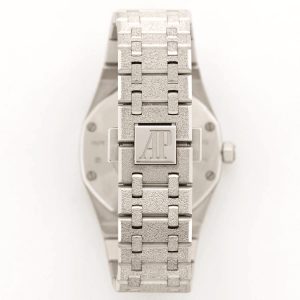 /anwatches_/Audemars-Piguet/Audemars-Piguet/Audemars-Piguet-Royal-Oak-67653BC-8220-Frosted-4.png