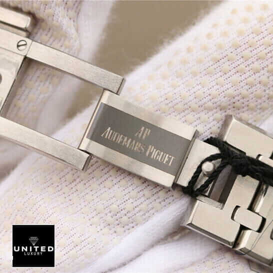 /anwatches_/Audemars-Piguet/Audemars-Piguet/Audemars-Piguet-Royal-Oak-Chronograph-26320ST-OO-5.jpg