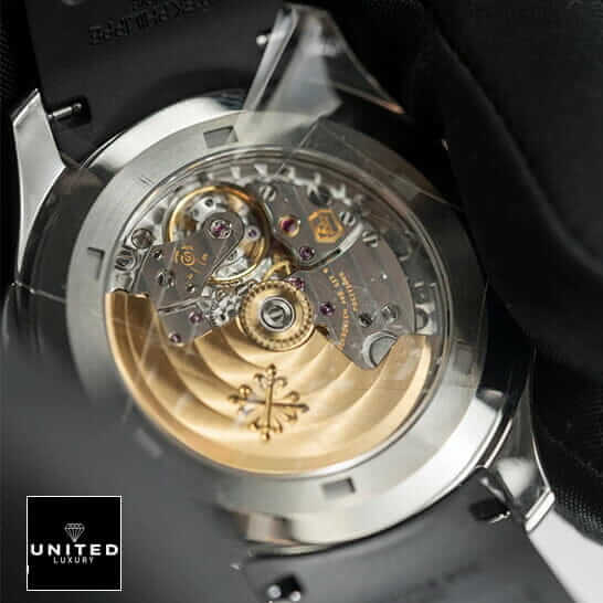 /anwatches_/Patek-Philippe/Patek-Philippe/Patek-Philippe-Aquanaut-Travel-Time-5164A-001-9.jpg