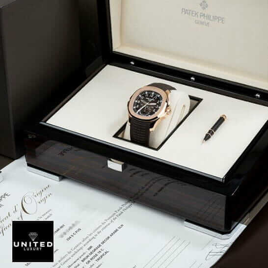 /anwatches_/Patek-Philippe/Patek-Philippe/Patek-Philippe-Aquanaut-Travel-Time-8220-GMT-8221-6.jpg