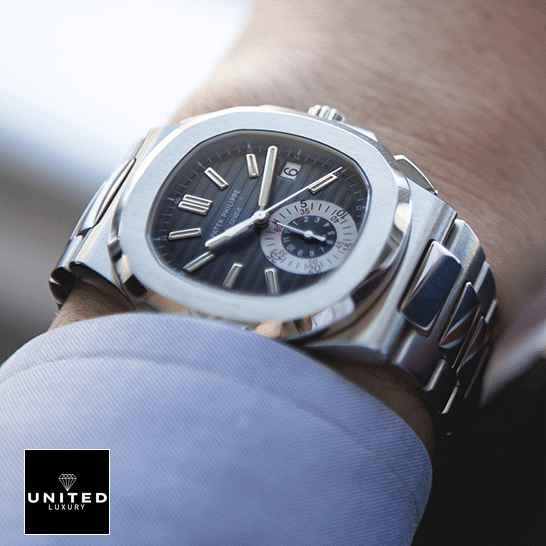 /anwatches_/Patek-Philippe/Patek-Philippe/Patek-Philippe-Nautilus-5980-1A-001-8220-Blue-11.png