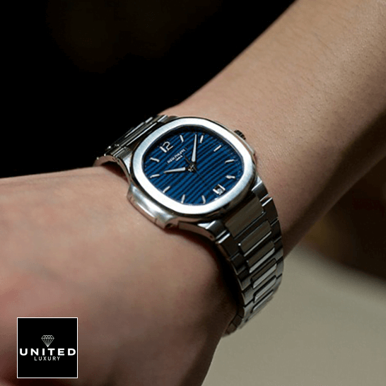 /anwatches_/Patek-Philippe/Patek-Philippe/Patek-Philippe-Nautilus-7118-1A-Ladies-Perfect-10.png