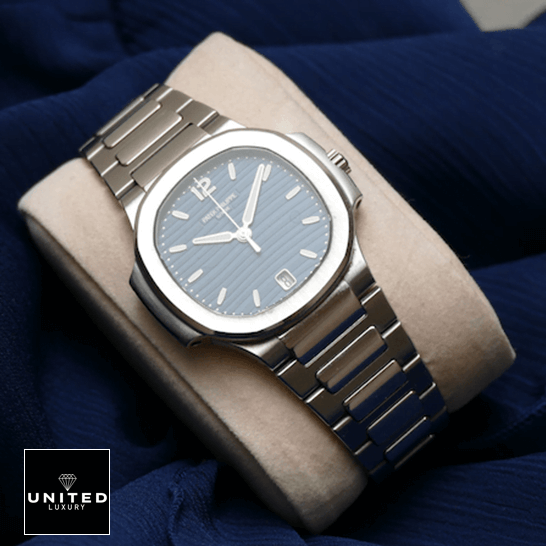 /anwatches_/Patek-Philippe/Patek-Philippe/Patek-Philippe-Nautilus-7118-1A-Ladies-Perfect-9.png