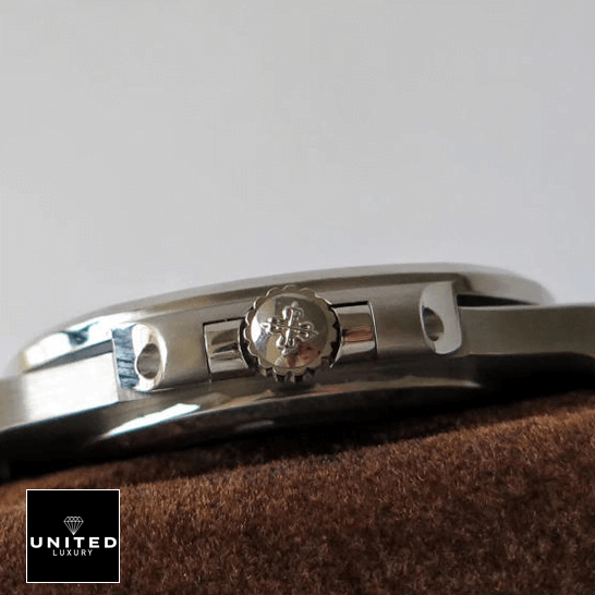 /anwatches_/Patek-Philippe/Patek-Philippe/Patek-Philippe-Nautilus-Stainless-Steel-White-13.png