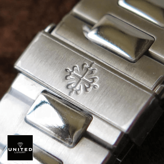/anwatches_/Patek-Philippe/Patek-Philippe/Patek-Philippe-Nautilus-Stainless-Steel-White-8.png