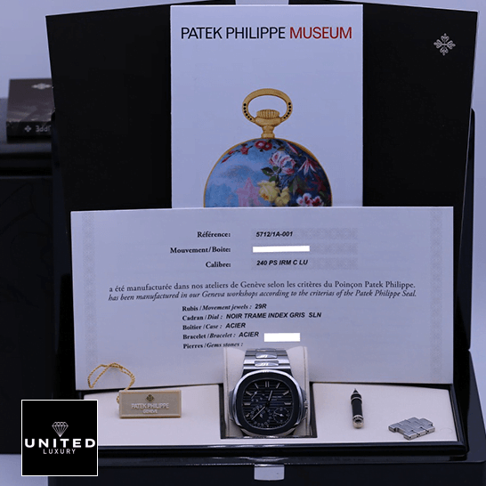 /anwatches_/Patek-Philippe/Patek-Philippe/Patek-Philippe-Nautilus-Steel-Blue-Dial-Moon-11.png