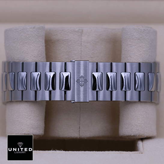 /anwatches_/Patek-Philippe/Patek-Philippe/Patek-Philippe-Nautilus-Steel-Blue-Dial-Moon-12.png