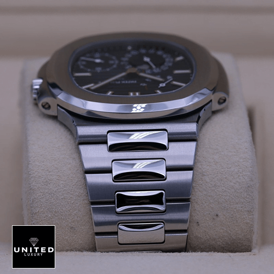 /anwatches_/Patek-Philippe/Patek-Philippe/Patek-Philippe-Nautilus-Steel-Blue-Dial-Moon-13.png
