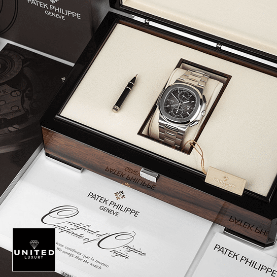 /anwatches_/Patek-Philippe/Patek-Philippe/Patek-Philippe-Nautilus-Travel-Time-Chronograph-13.png