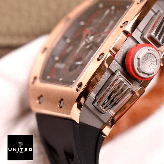 /wp-content/uploads/richard_mille_RM_011_automatic_flyback_chronograph_red_demon_limited_edition_right.png