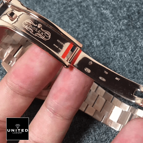 /wp-content/uploads/rolex_day_date_228235_AR_stainless_steel_with_rose_gold_wrapped_rhodium_dial_clips_two.png