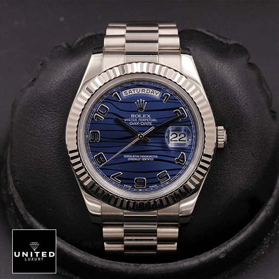 /wp-content/uploads/rolex_day_date_II_218239_V6_stainless_steel_sundust_dial_replica_front.png