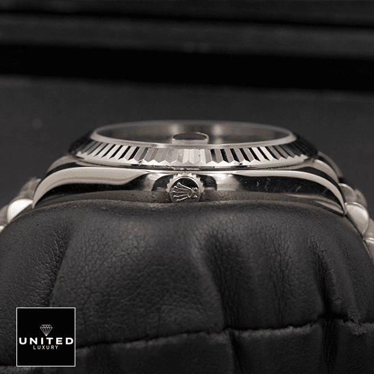 /wp-content/uploads/rolex_day_date_II_218239_V6_stainless_steel_sundust_dial_replica_right.png
